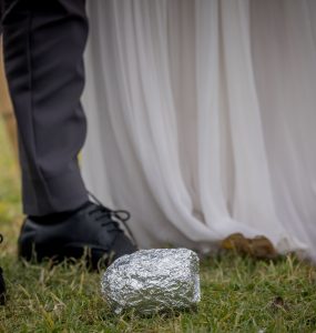 חתן כלה חתונה יונתן סינדל פלאש90